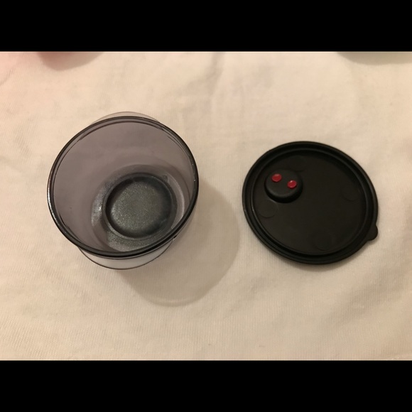 Rare Tupperware Magnets Set of 5 New - Picture 3 of 8